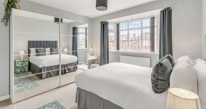 Wollaton House Summar