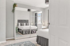 5 bedrooms, iron/ironing board, travel cot, WiFi