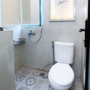 Deluxe Double Room | Bathroom - DPARAGON SENOPATI (Jakarta)