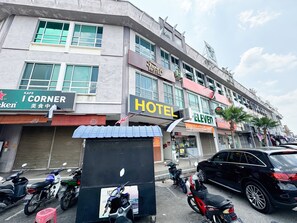 Front of property - Hotel O Furich Hotel (Mentakab)