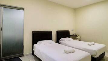 Laptop workspace, free WiFi, bed sheets