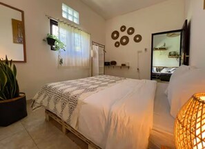 2 bedrooms, WiFi, bed sheets