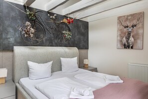 1 chambre, fer et planche à repasser, Wi-Fi gratuit, draps fournis