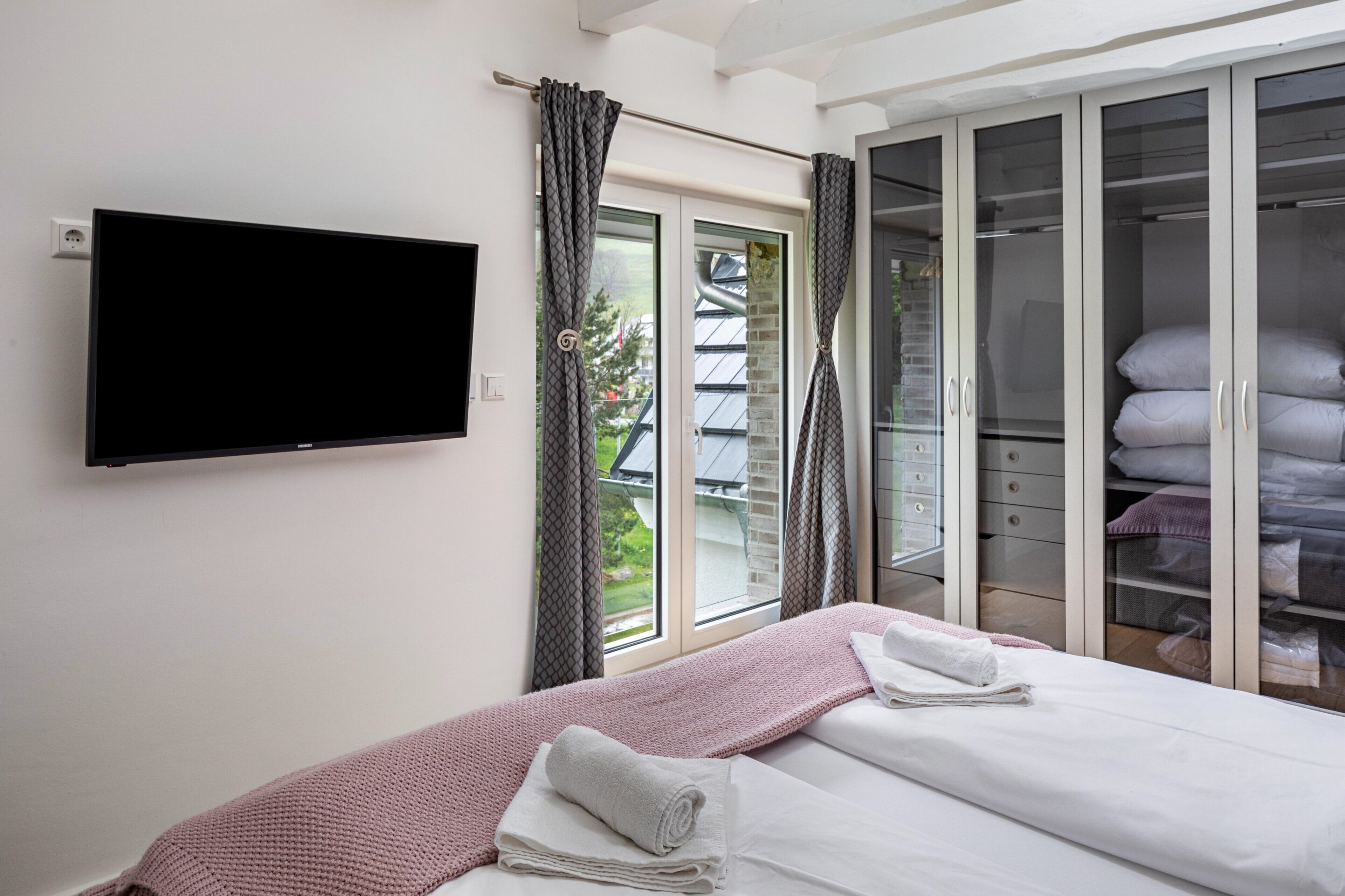 1 bedroom, iron/ironing board, free WiFi, bed sheets