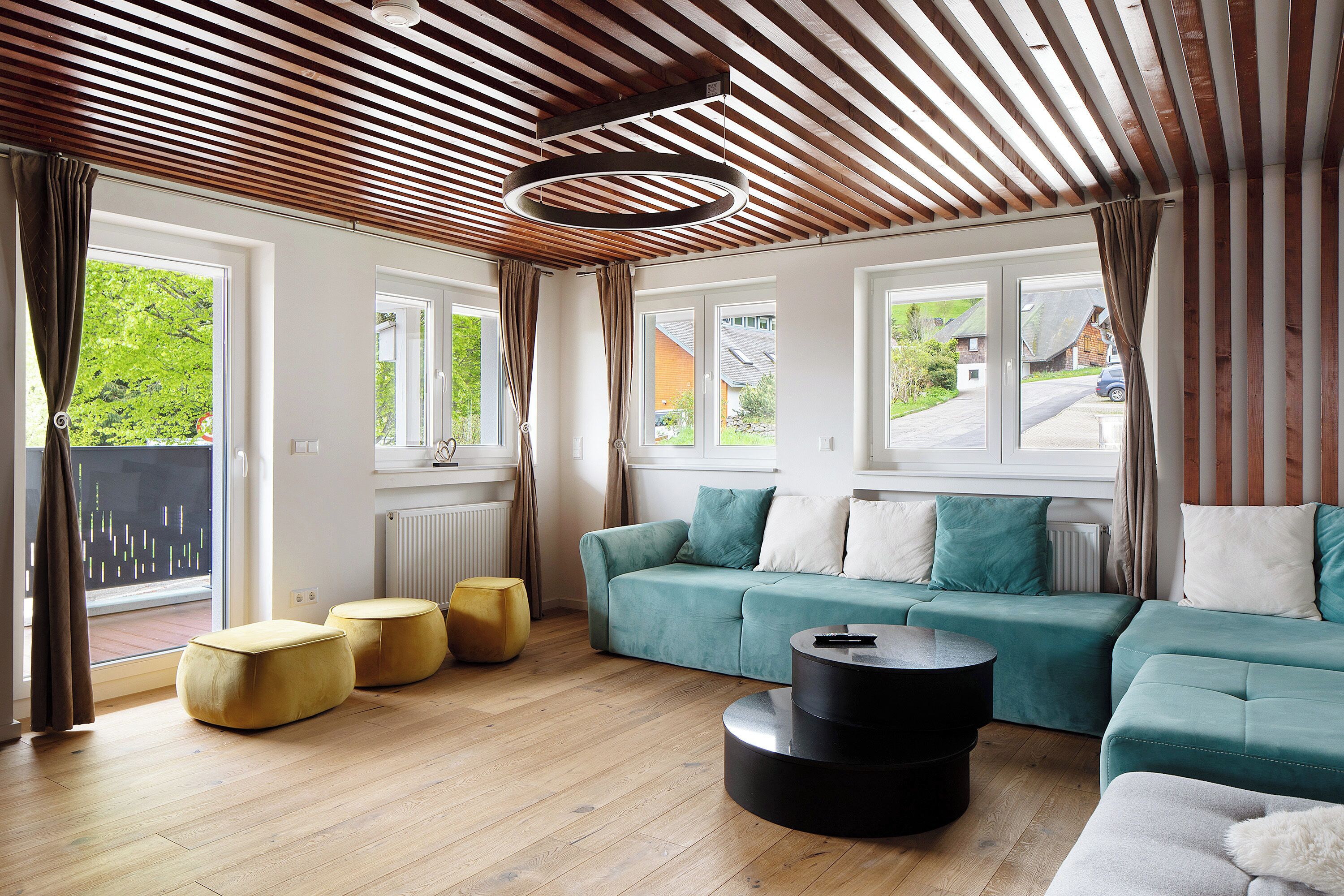 Télévision, table de tennis de table