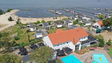 Chalet | Pool | Outdoor pool