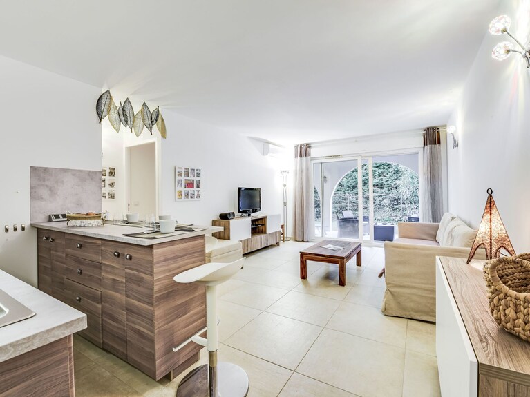 Le Jardin D'artemis By Interhome - Gassin