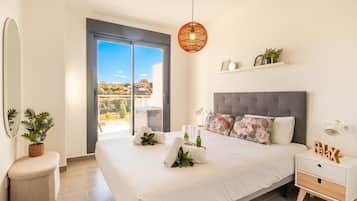 2 bedrooms, iron/ironing board, free WiFi, bed sheets