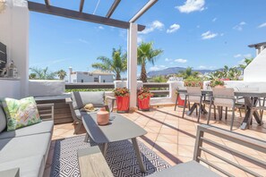 Family Apartment, Multiple Bedrooms, 2 Bathrooms, Mountainside (Sunset Boutique Resina Golf) | Outdoor dining - Sunset Boutique Resina Golf (Estepona)