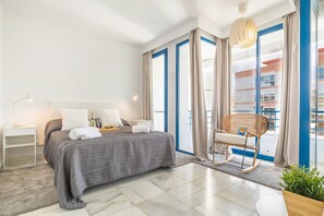 Family Penthouse, Multiple Bedrooms, 2 Bathrooms, Sea Facing (Marbella Pool House PH78 On Sea Shore) | 2 bedrooms, laptop workspace, free WiFi, bed sheets - Marbella House (Marbella)