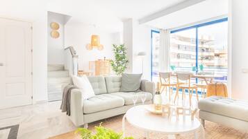 Televisión de pantalla plana de 21 pulgadas con canales por cable