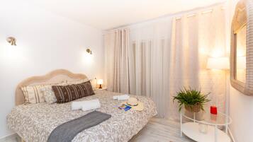 3 bedrooms, in-room safe, laptop workspace, iron/ironing board