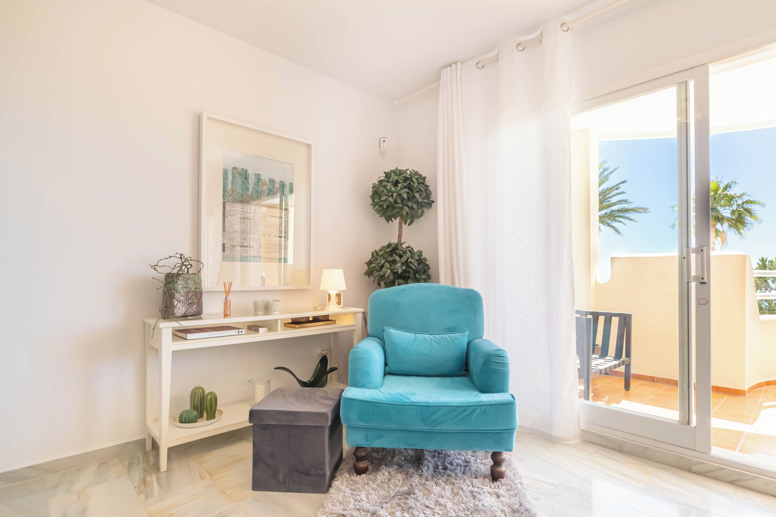 Televisión de pantalla plana de 21 pulgadas con canales por cable