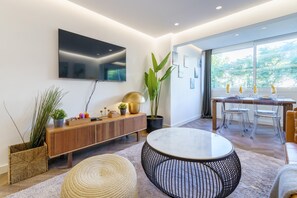 Living area - Marbella Playa With Pool &100m From sea (Marbella)