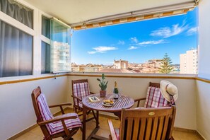 Standard Apartment, Multiple Bedrooms, 2 Bathrooms (La Paloma With Pool) | Outdoor dining