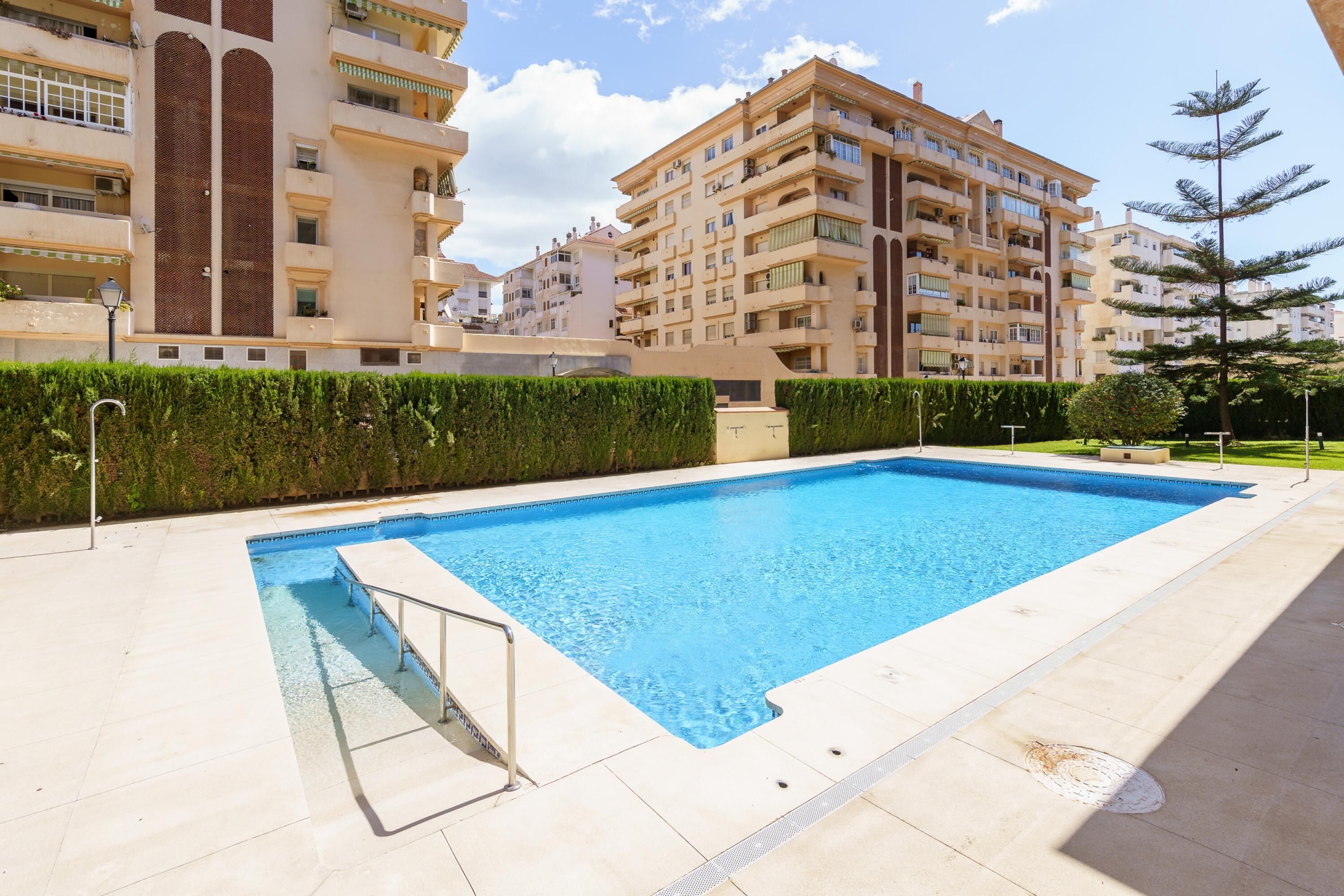 Seasonal outdoor pool