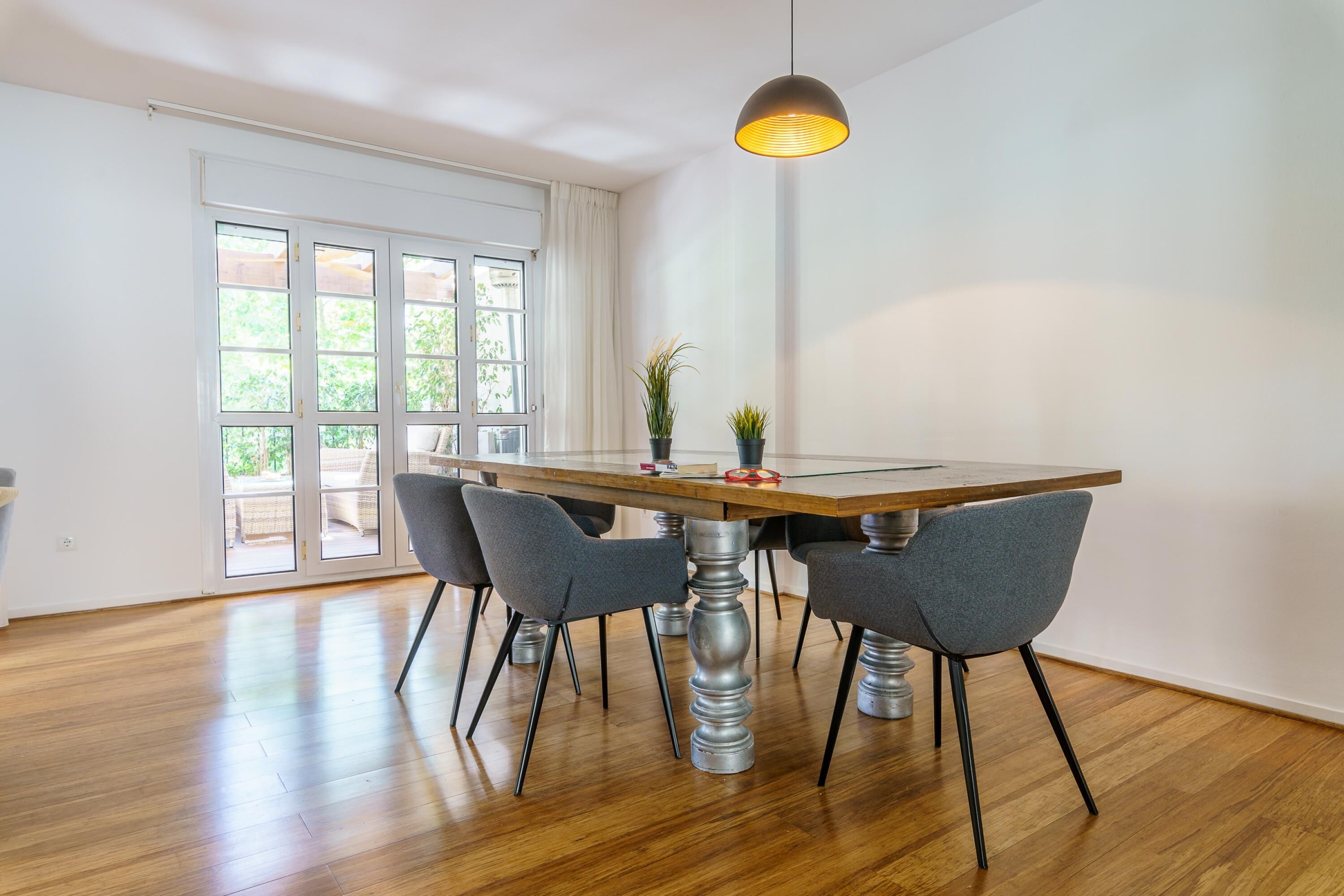 Family Penthouse, Multiple Bedrooms, Refrigerator & Microwave (Duplex Marbella Concordia Close To) | Dining