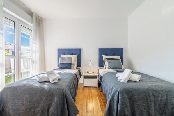 Penthouse Familial, plusieurs chambres (Duplex Marbella Concordia Close To)