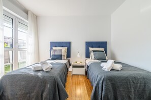 4 間臥室、筆電工作空間、熨斗/熨衣板、免費無線上網