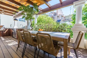 Family Penthouse, Multiple Bedrooms, Refrigerator & Microwave (Duplex Marbella Concordia Close To) | Outdoor dining - Duplex Marbella Concordia Close To Beach (Marbella)