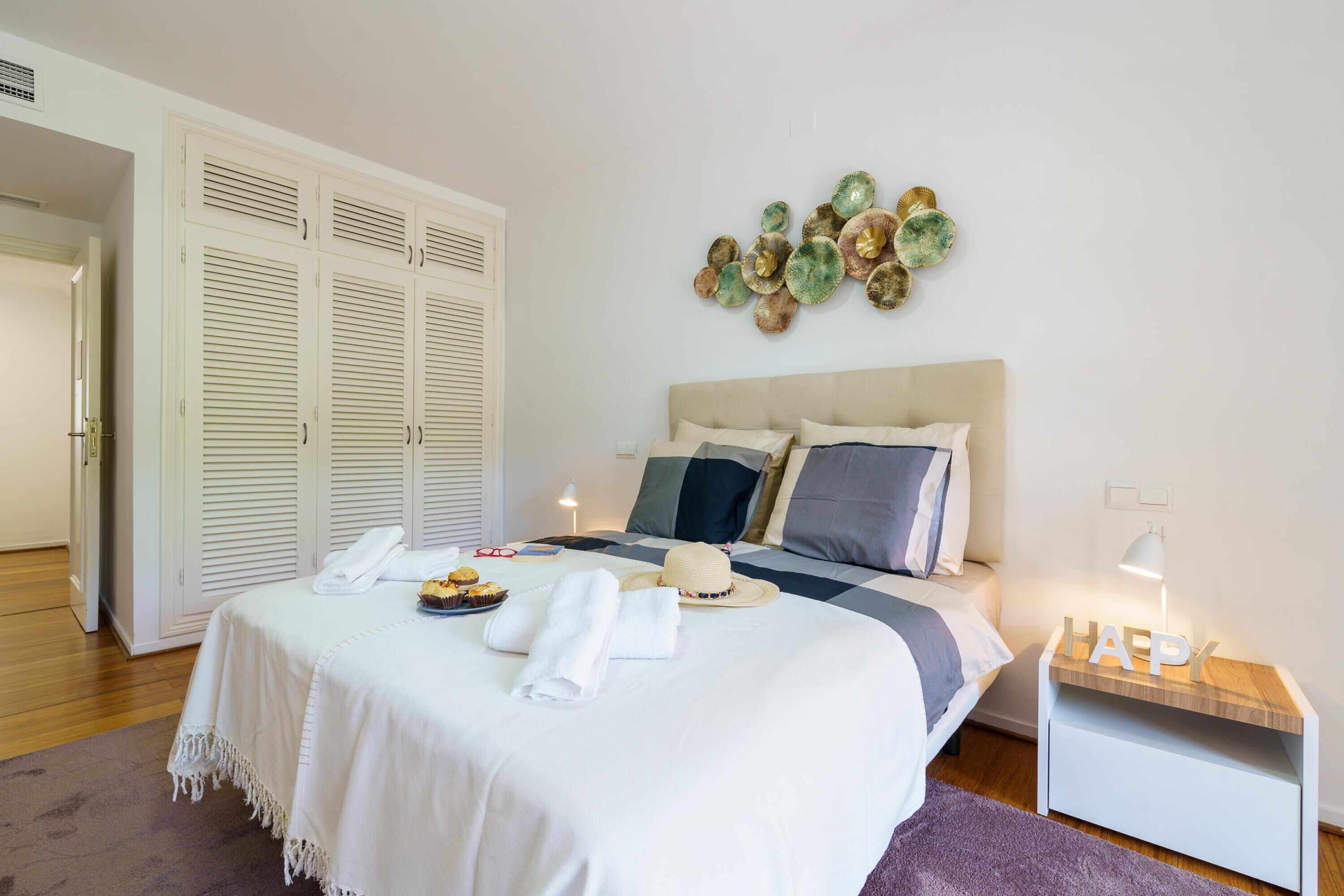 Family Penthouse, Multiple Bedrooms, Refrigerator & Microwave (Duplex Marbella Concordia Close To) | 4 bilik tidur, ruang kerja komputer riba, seterika/papan seterika 