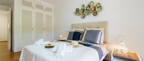 Appartement Penthouse familial, plusieurs chambres (Duplex Marbella Concordia Close To) | 4 chambres, espace de travail pour ordinateurs portables
