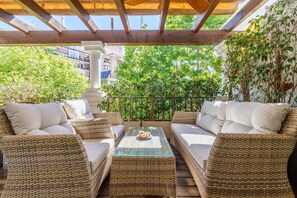 Family Penthouse, Multiple Bedrooms, Refrigerator & Microwave (Duplex Marbella Concordia Close To) | Terrace/patio
