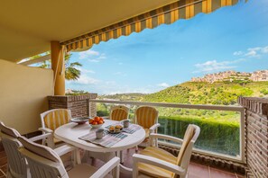 Honeymoon Apartment, Multiple Bedrooms, 2 Bathrooms (View Of The Sun Apartment With Pool) | Outdoor dining - View Of The Sun Apartment With Pool (Mijas)