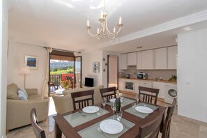 Honeymoon Apartment, Multiple Bedrooms, 2 Bathrooms (Costa Galera Apartment) | Interior - Costa Galera Apartment (Estepona)