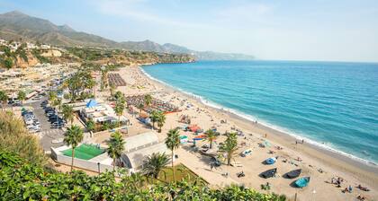 Nerja City Center Apartment