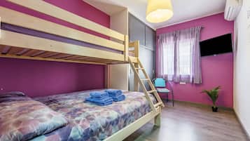 Căn hộ dành cho gia đình, nhiều phòng ngủ (Nerja City Center Apartment) | 2 phòng ngủ, bàn ủi/dụng cụ ủi quần áo
