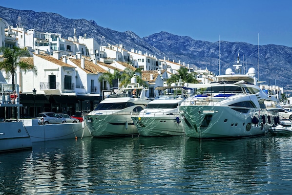 Marina