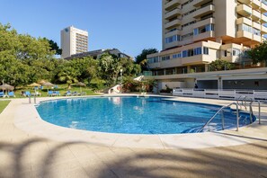Apartemen Keluarga, beberapa kamar, 2 kamar mandi (Marbella Este Next Marriott and Nikki) | Kolam renang