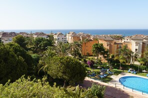 ファミリー アパートメント ベッドルーム (複数) 2 バスルーム (Marbella Este Next Marriott and Nikki) | プール