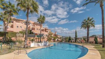 Seasonal outdoor pool