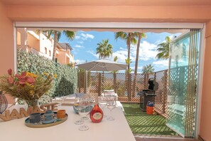 Outdoor dining - Family Duplex Riviera With Pool (Mijas)
