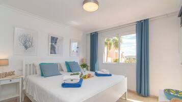Family Apartment, Multiple Bedrooms, 2 Bathrooms, Mountainside (Family Duplex Riviera With Pool)