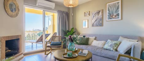 En 21-tommers smart-TV med kabel-kanaler