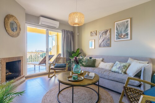 Calahonda Royale Seaview Suite