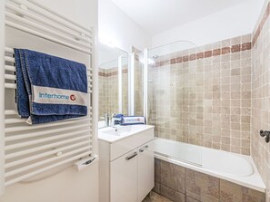 Bathroom - Caesar Domus by Interhome (Gassin)
