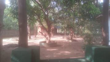 Enceinte de lâhĂ©bergement