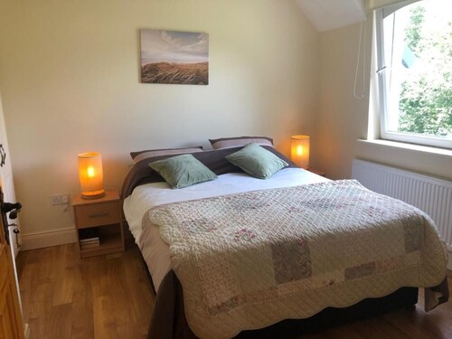 Located in Kenmare on the Ring of Kerry, with free high speed WiFi and parking.
