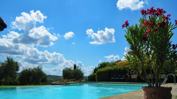 Pool - Dante Country House - House with Private Pool and Jacuzzi between Florence and Chianti (Toscana)