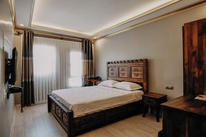 Seterika/papan seterika, Wi-fi percuma, cadar katil 