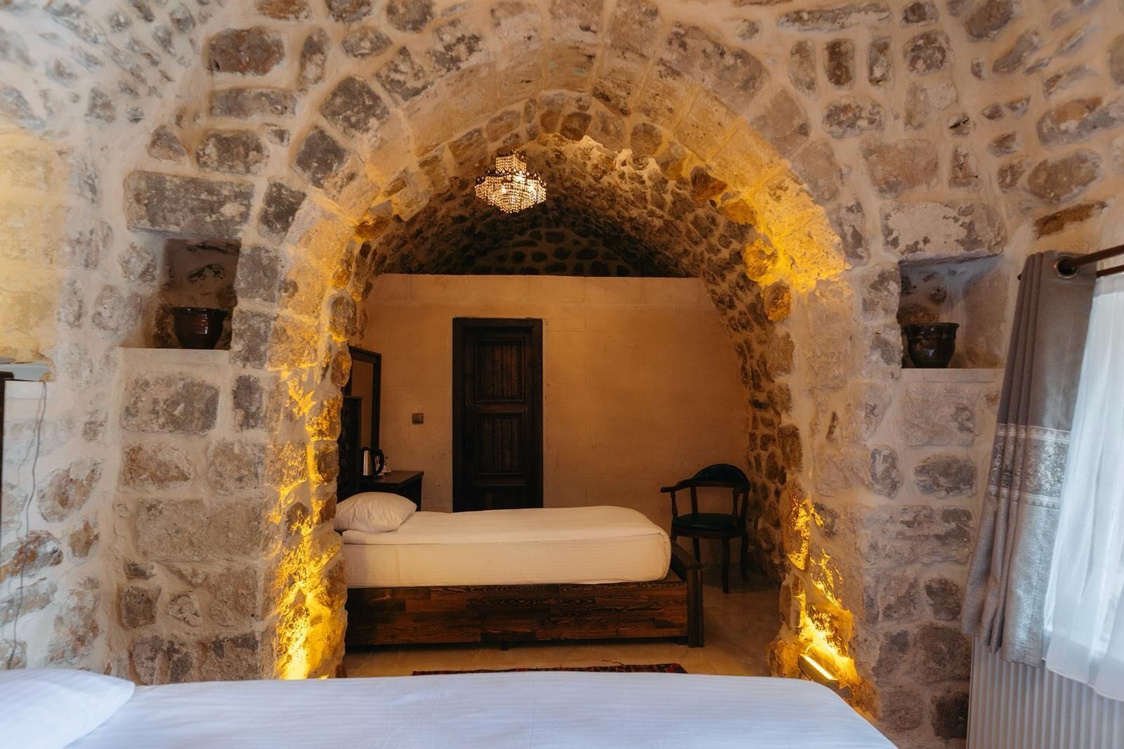 Historic Stone Room Deluxe Oda | مكواة/لوح كي وواي فاي مجانًا وملاءات أسرّة