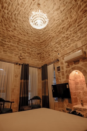 Deluxe Room with jetted hot tub