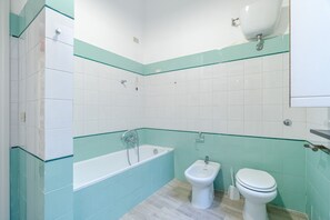 Imagen sin descripción, 3 de 32, botón