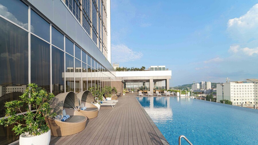 Oakwood Hotel & Apartments Grand Batam