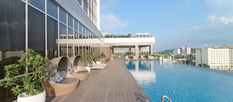 Oakwood Hotel & Apartments Grand Batam