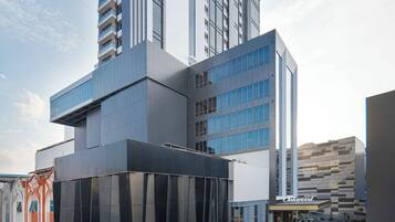 واجهة المنشأة